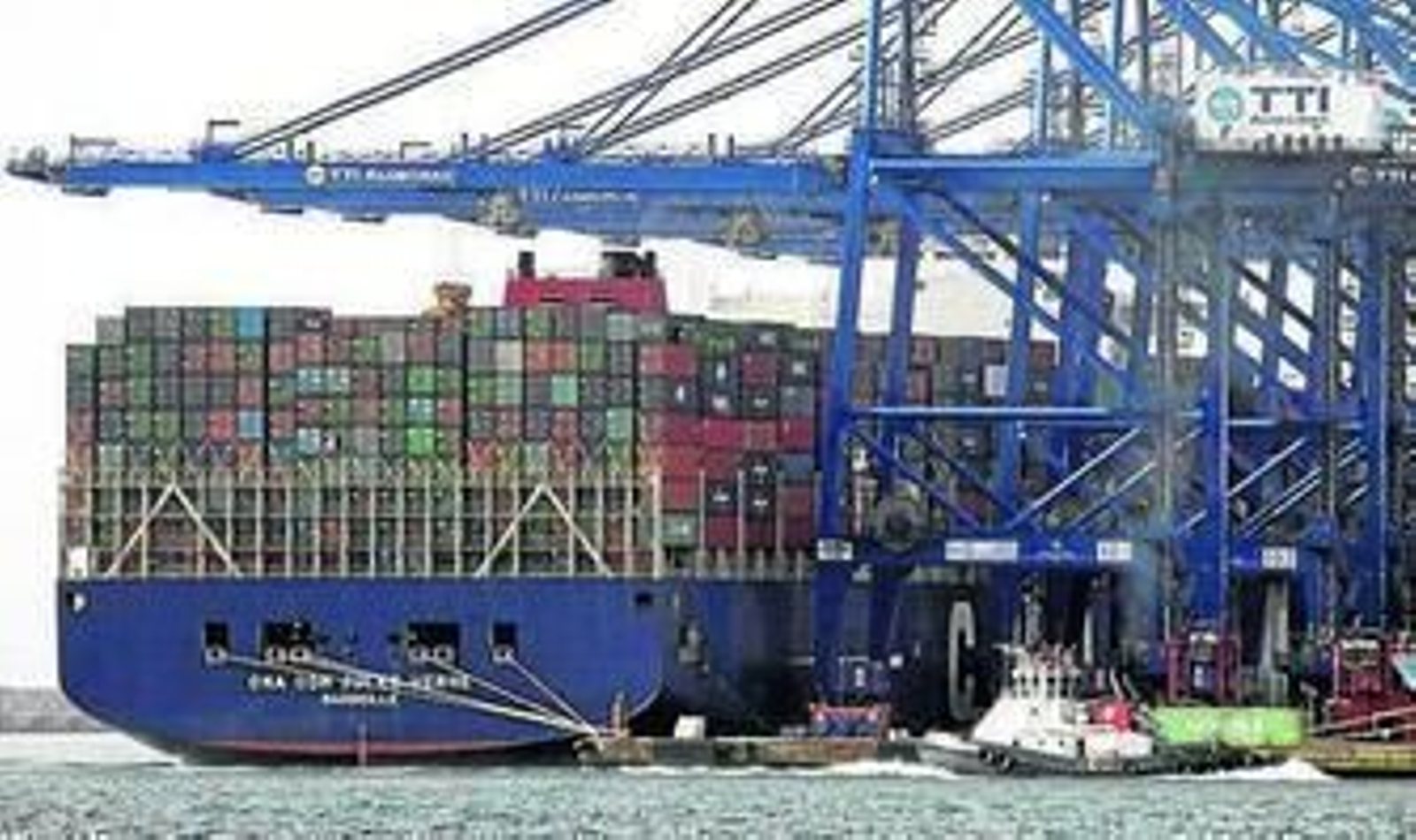 El 'Jules Verne', en TTI Algeciras.