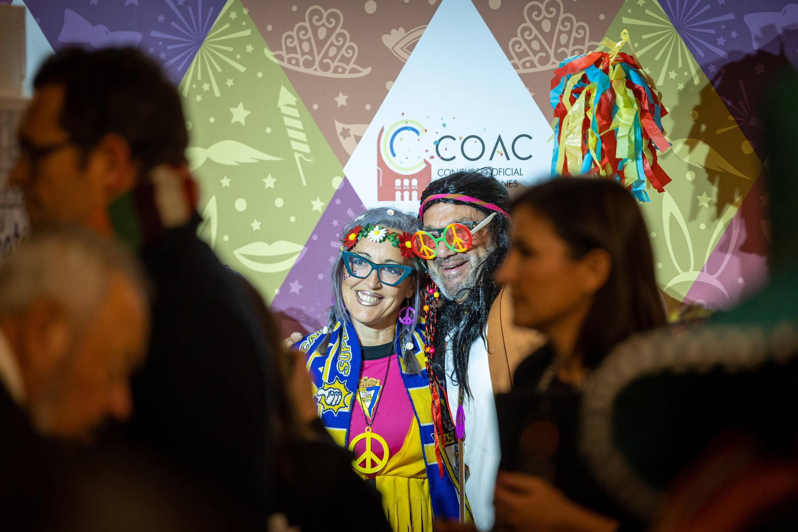 Búscate entre las mejores imágenes de la final del COAC 2024 del Carnaval de Cádiz