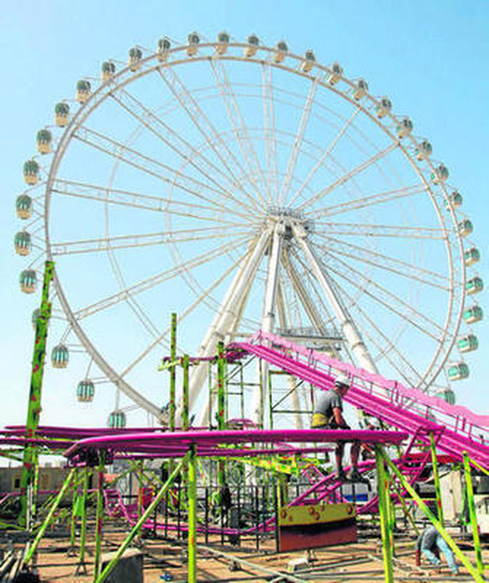 Imagen de la noria que se instaló en la Feria de Málaga en el año 2012.