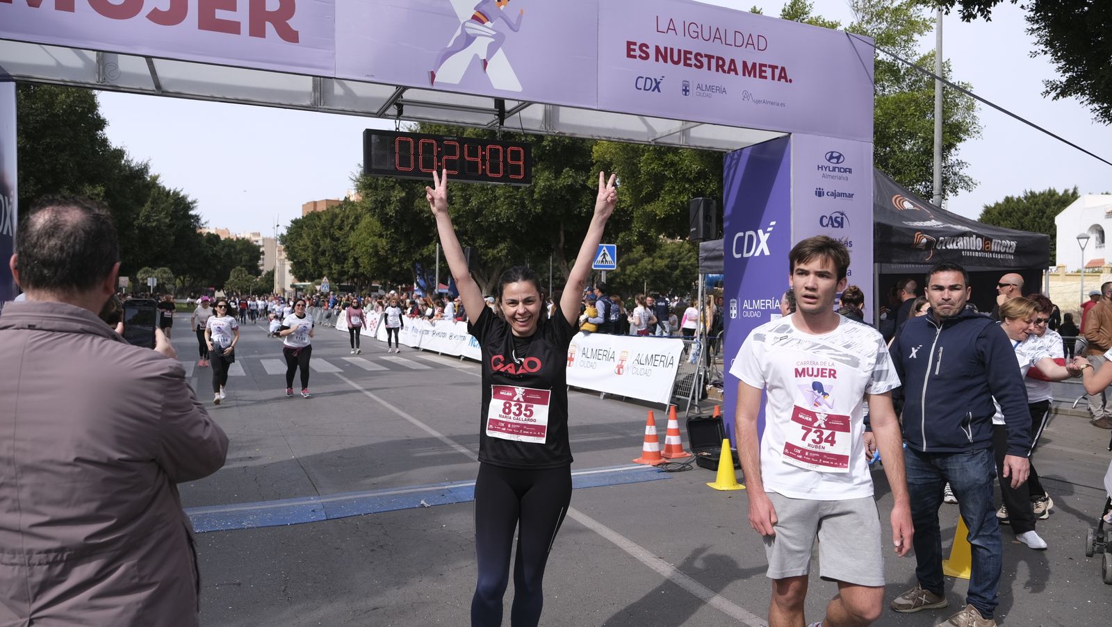 Imágenes de la Carrera de la Mujer 2023 en Almería