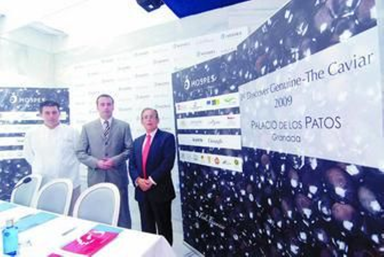 El chef del hotel Gonzalo Jurado, Marc Passola y José Carlos Gallardo.