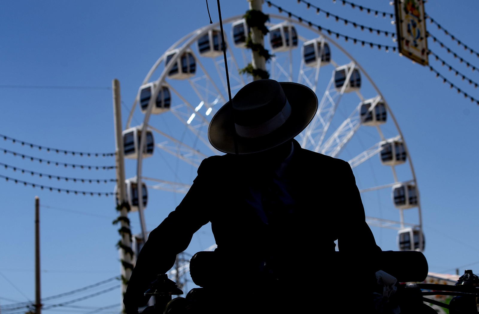 Calor y buen ambiente en el domingo de Feria de Abril 2023