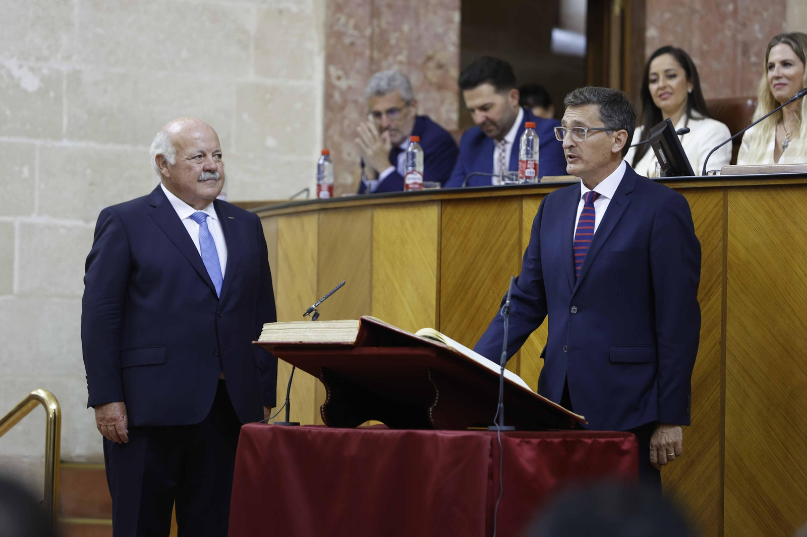 La constitución del Parlamento andaluz, todas las imágenes
