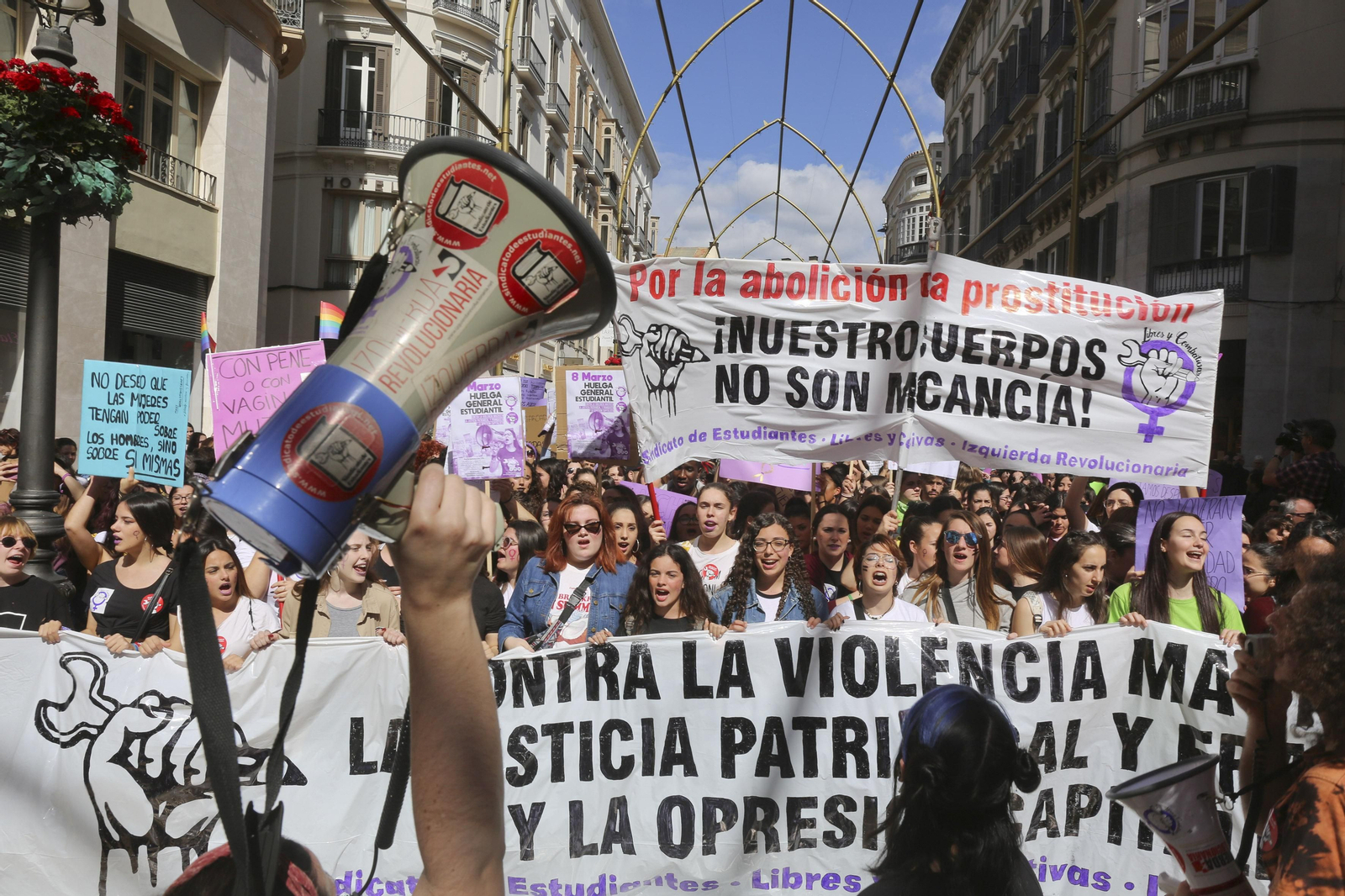 8M Día de la Mujer. Concentración en la Plaza de la Constitución