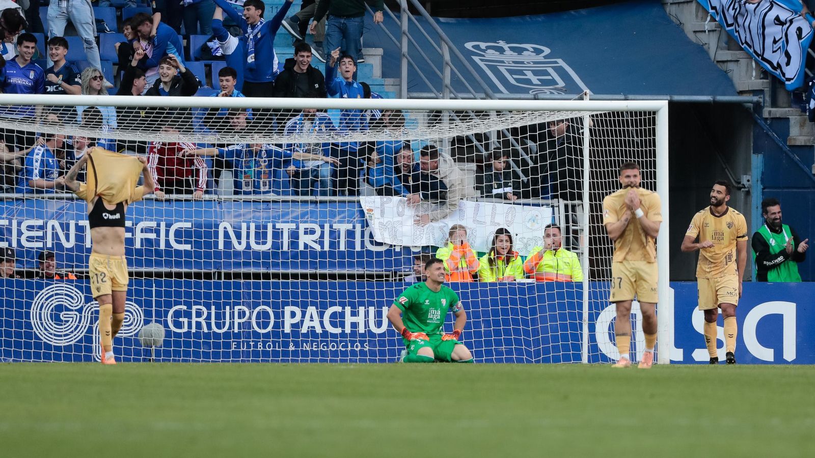 El Real Oviedo-Málaga CF, en fotos