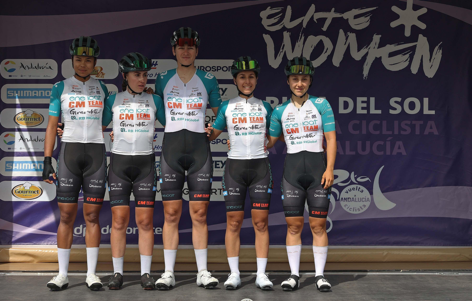 Fotos de la salida de la III Vuelta Ciclista femenina a Andalucía desde Castellar