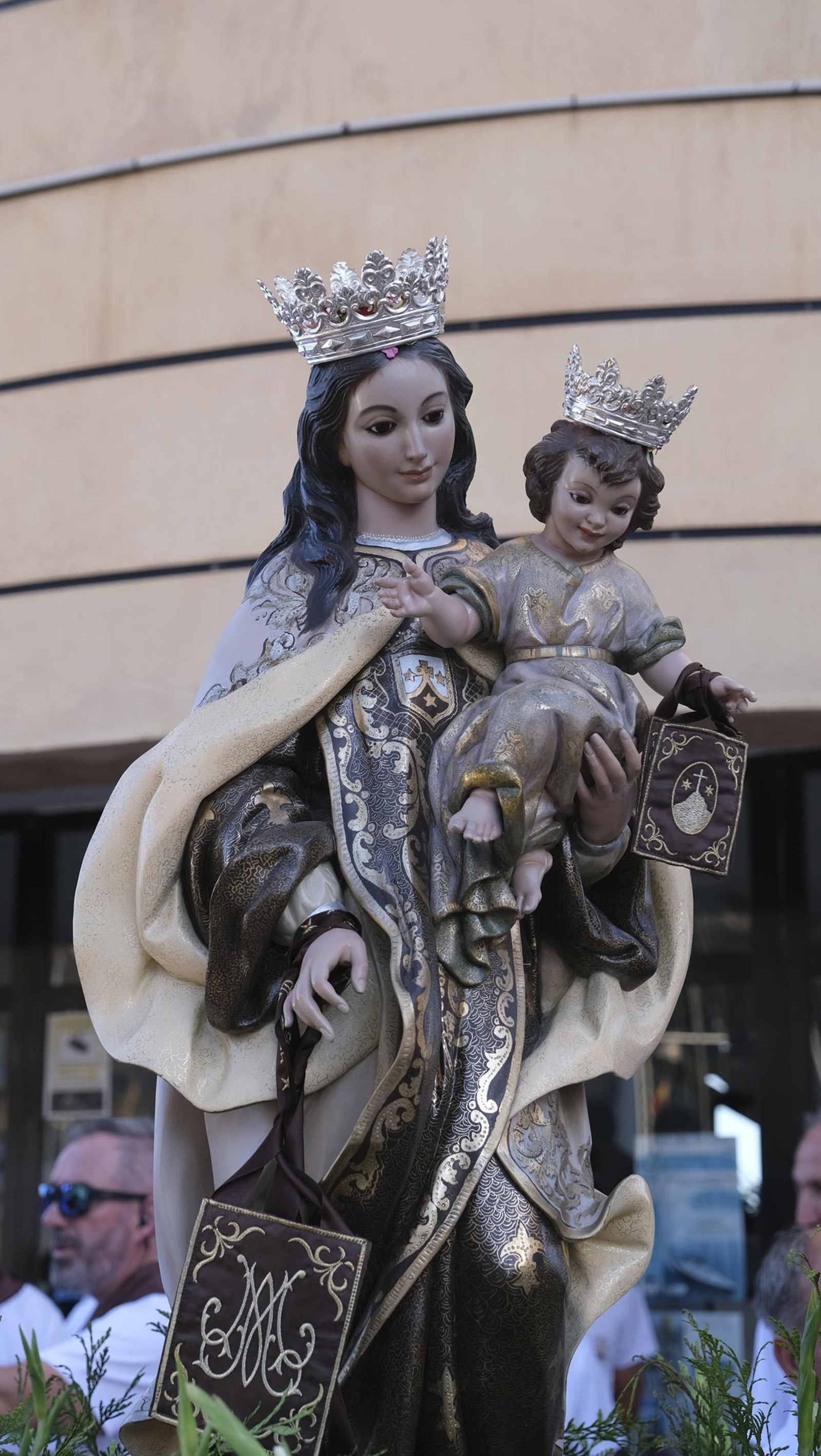 La procesión marítima de la Virgen del Carmen en Aguadulce, en imágenes