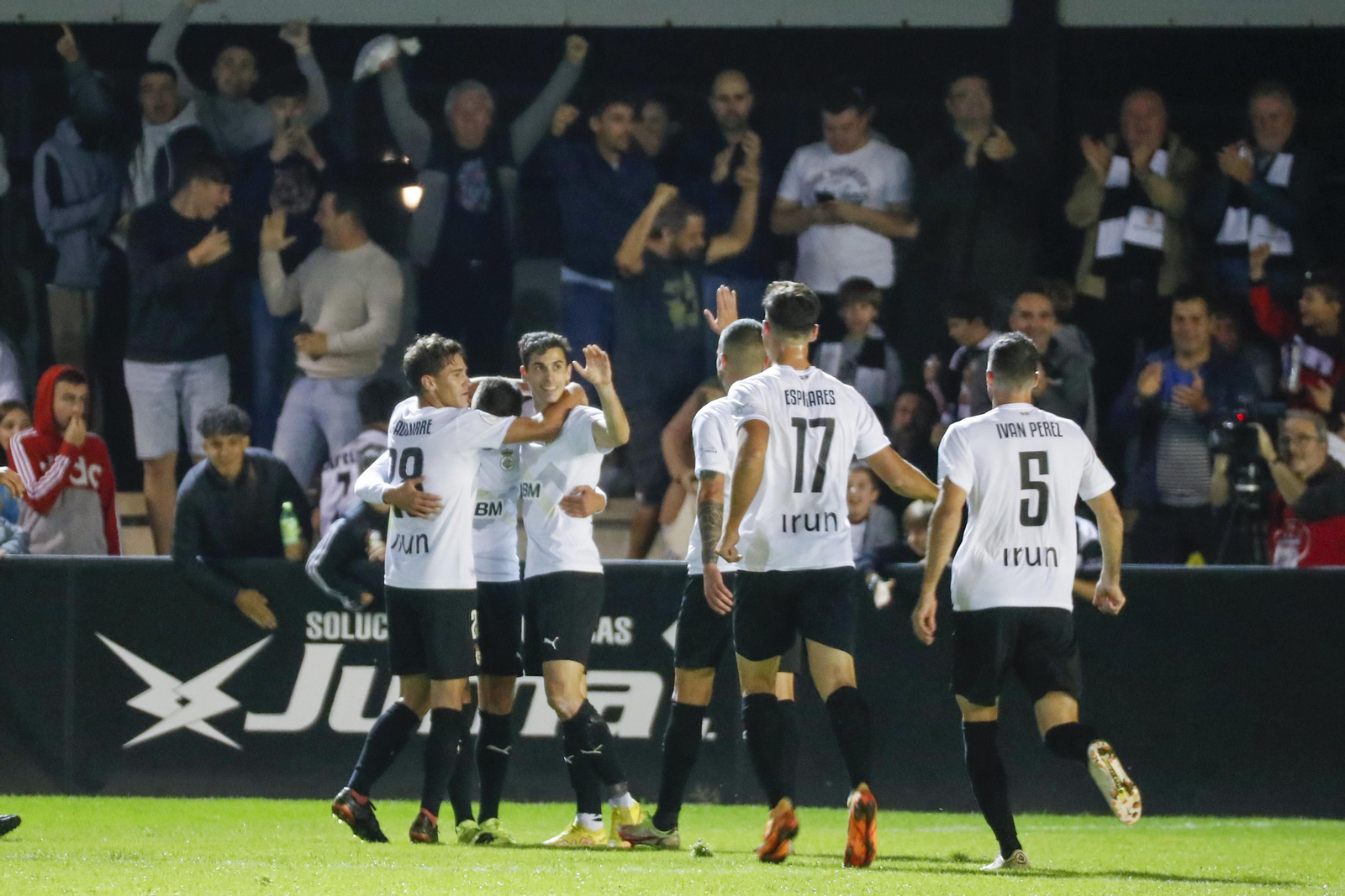 Las imágenes del Real Unión de Irún-Cádiz CF