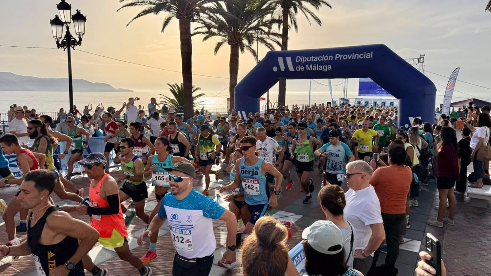 Fiesta del atletismo en Nerja con la Carrera de Feria