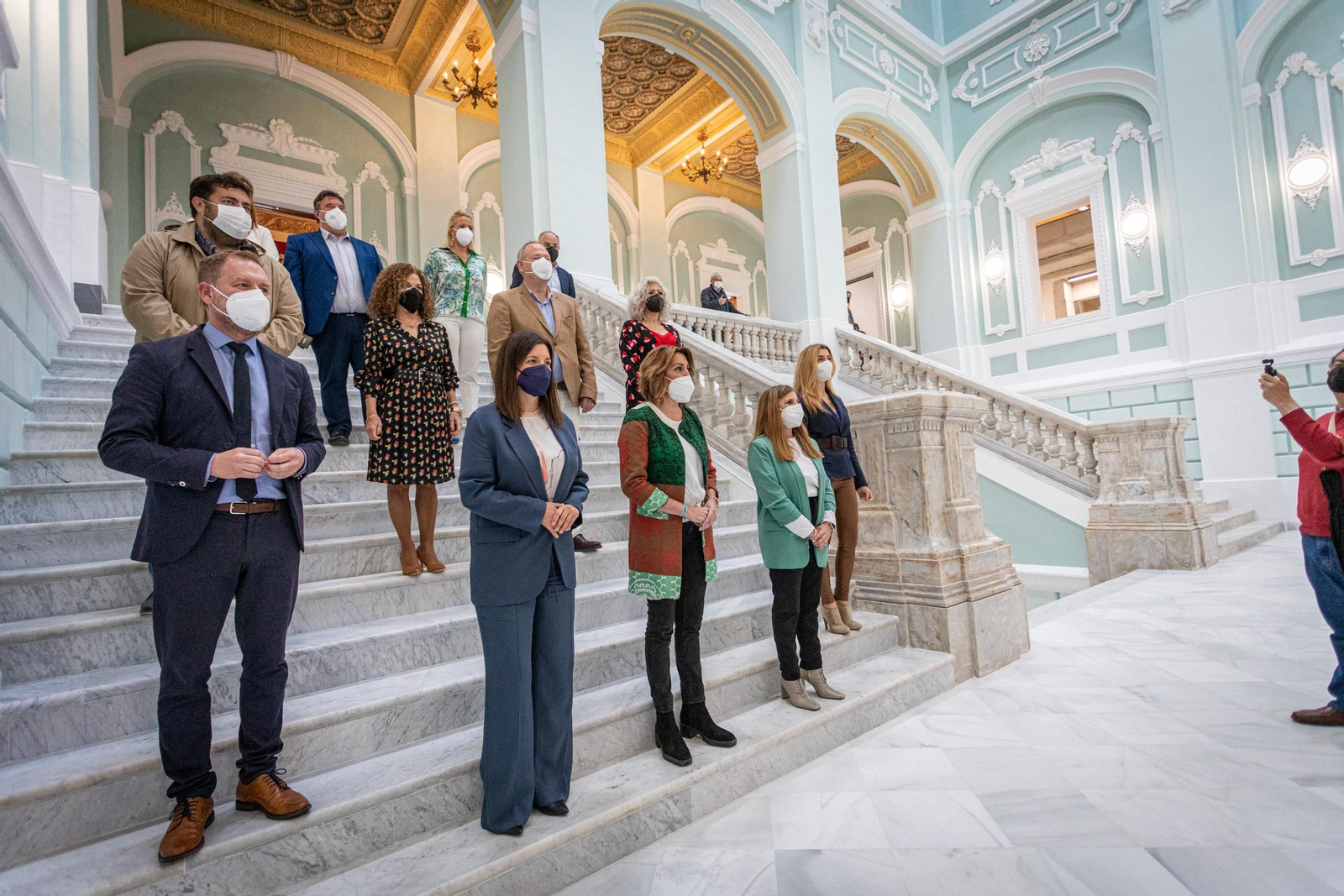 Imágenes de la visita de Susana Díaz al ayuntamiento de San Fernando