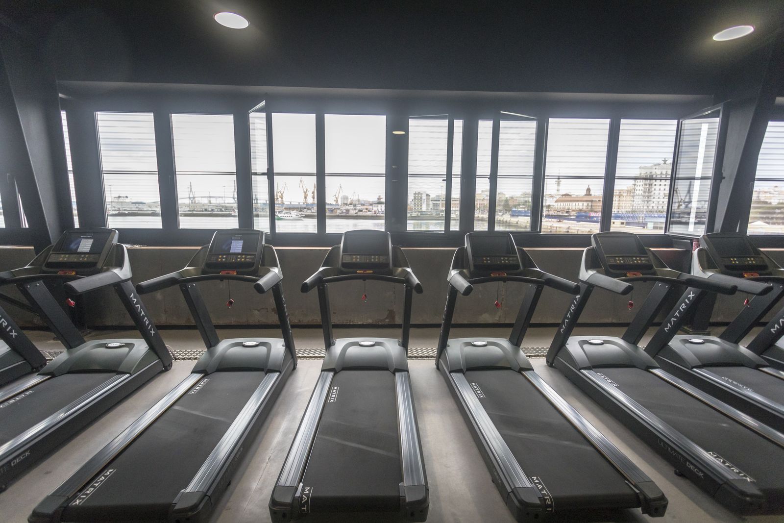 Instalaciones del centro deportivo Santagadea Sport Puerto de Cádiz.