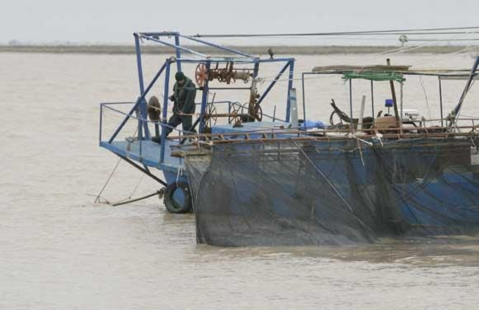 Barco pesquero del Guadalquivir.

Foto: Borja Benjumeda
