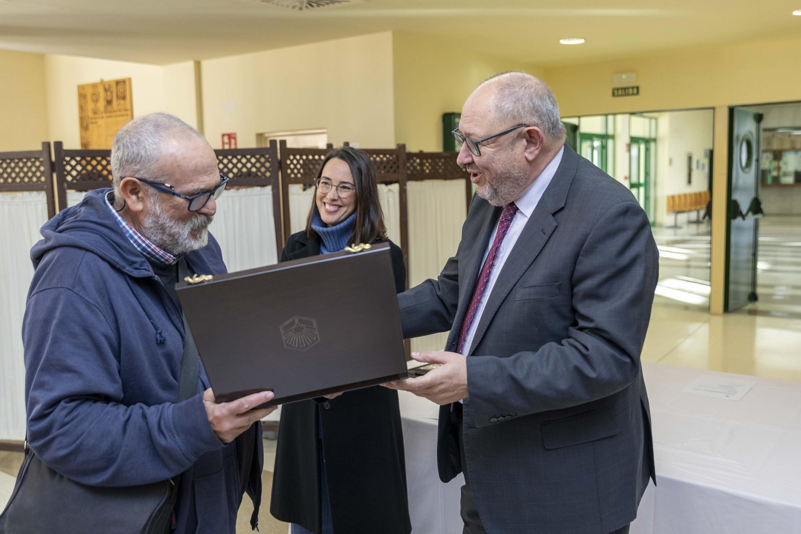 eL Tradicional desayuno con roscón de Reyes en el Campus de Rabanales, en imágenes