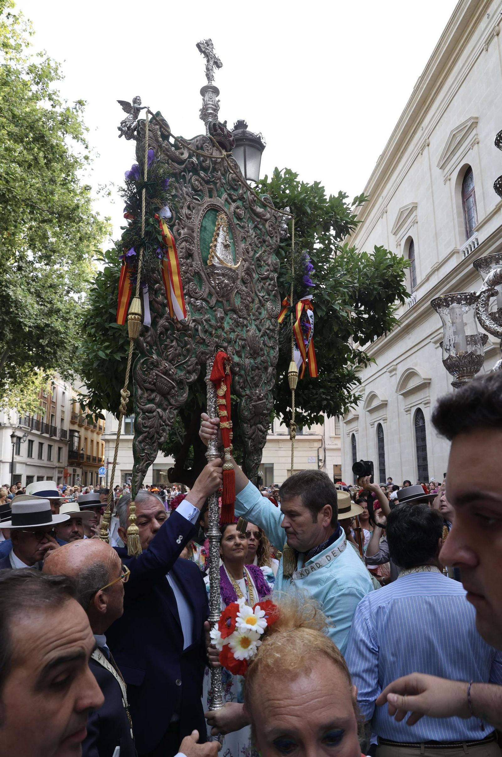 Las mejores fotos de la salida de la Hermandad de Sevilla hacia el Rocío