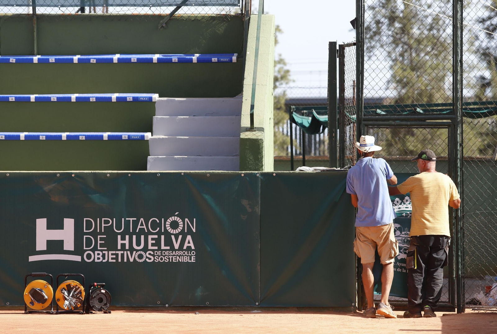 Imágenes de los preparativos para la Copa del Rey de tenis