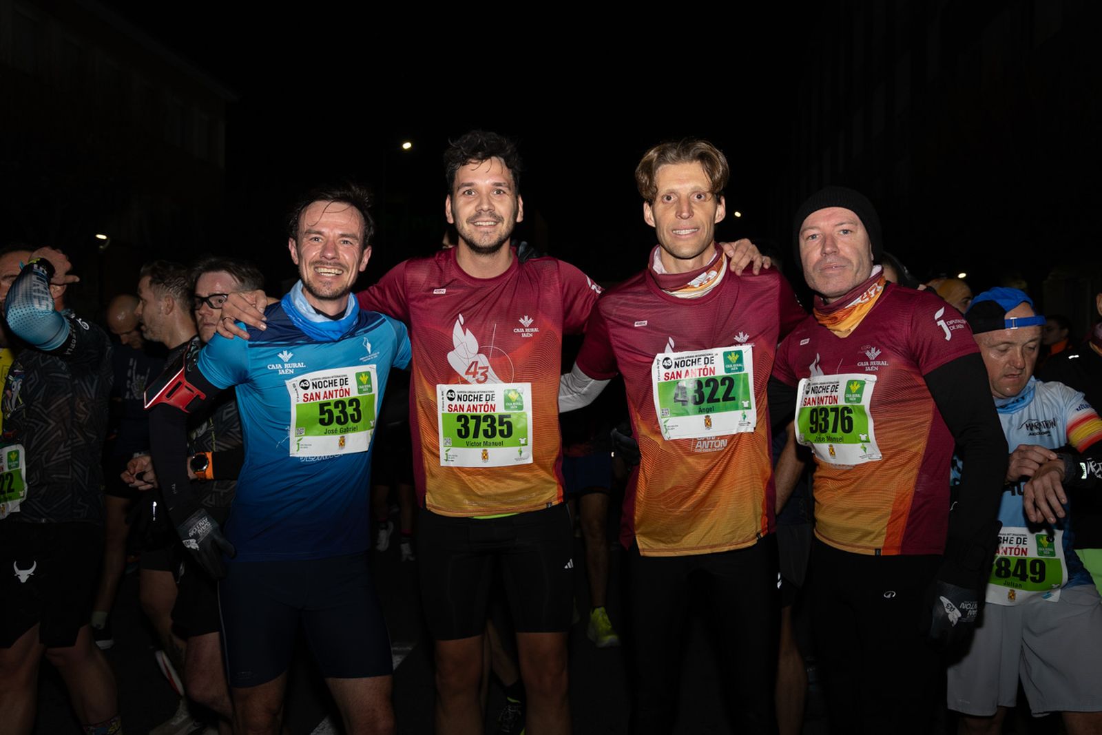 En imágenes: búscate en tu llegada a meta de la Carrera de San Antón 2026