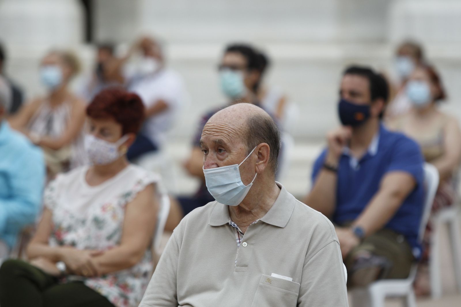 Fotogalería El Diario de los Libros, con el escritor Javier Sierra.