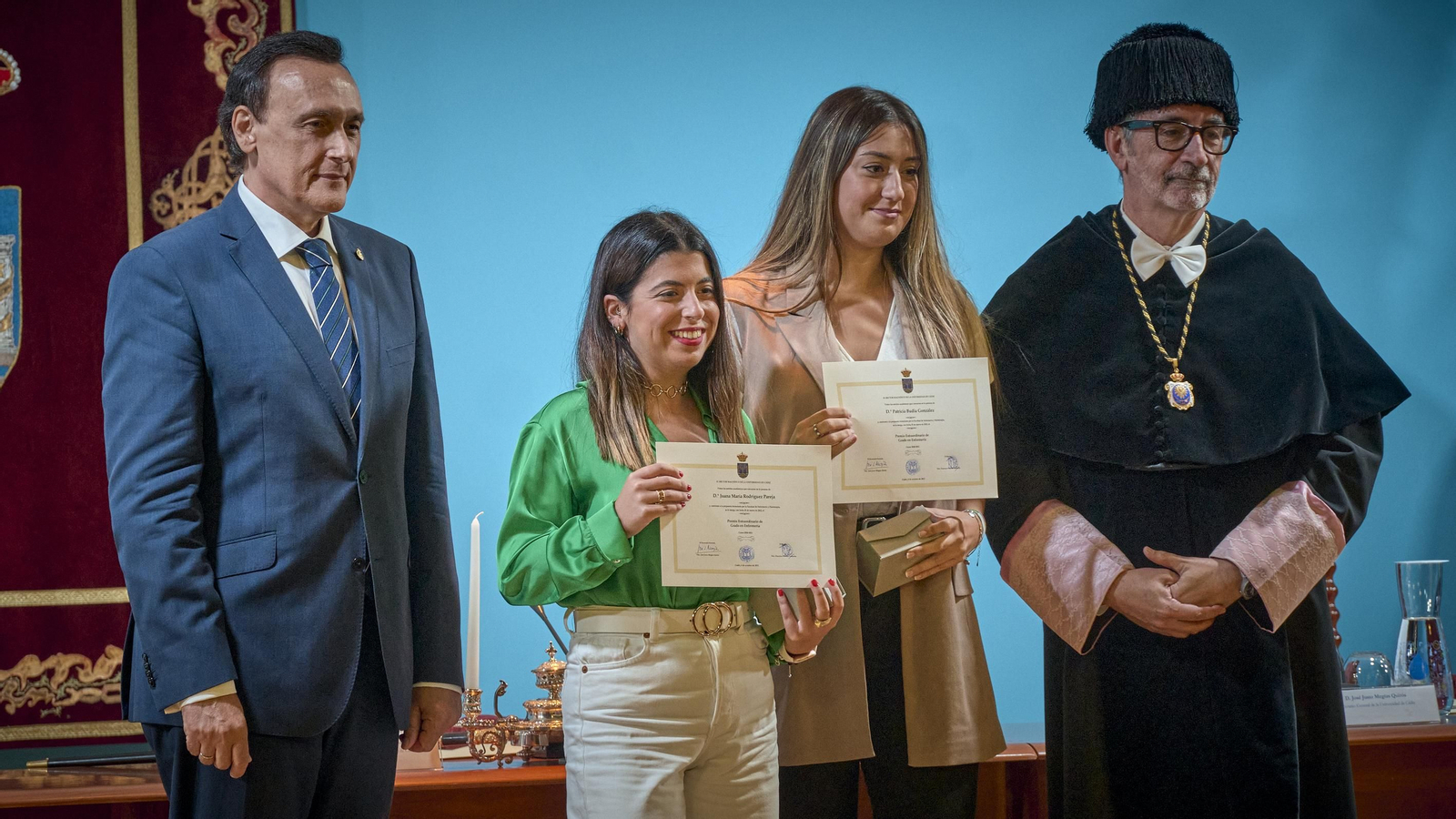 Entrega de premio extraordinarios de la UCA