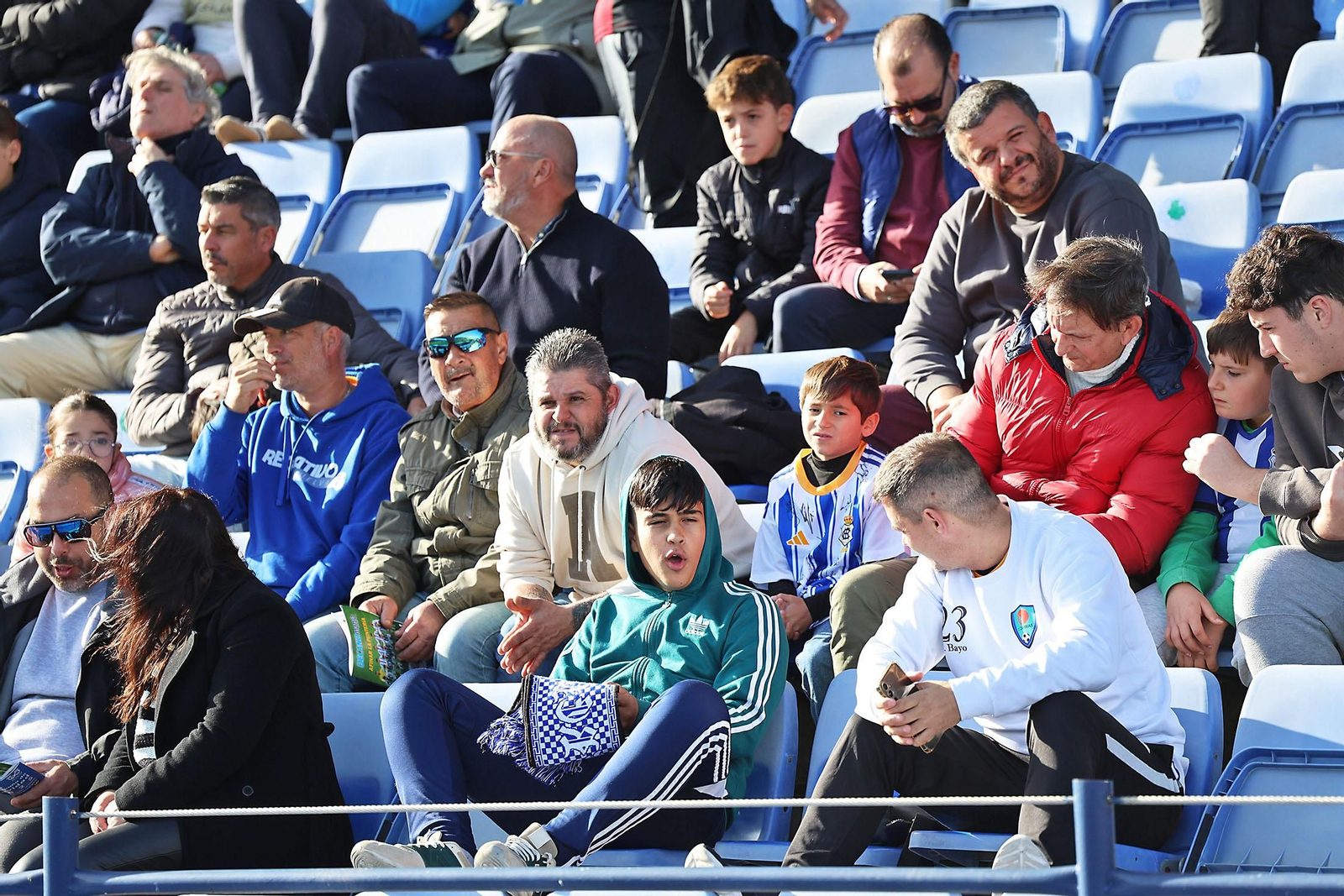 Búscate en las gradas en el Nuevo Colombino en el Recreativo de Huelva - Atlético Antoniano