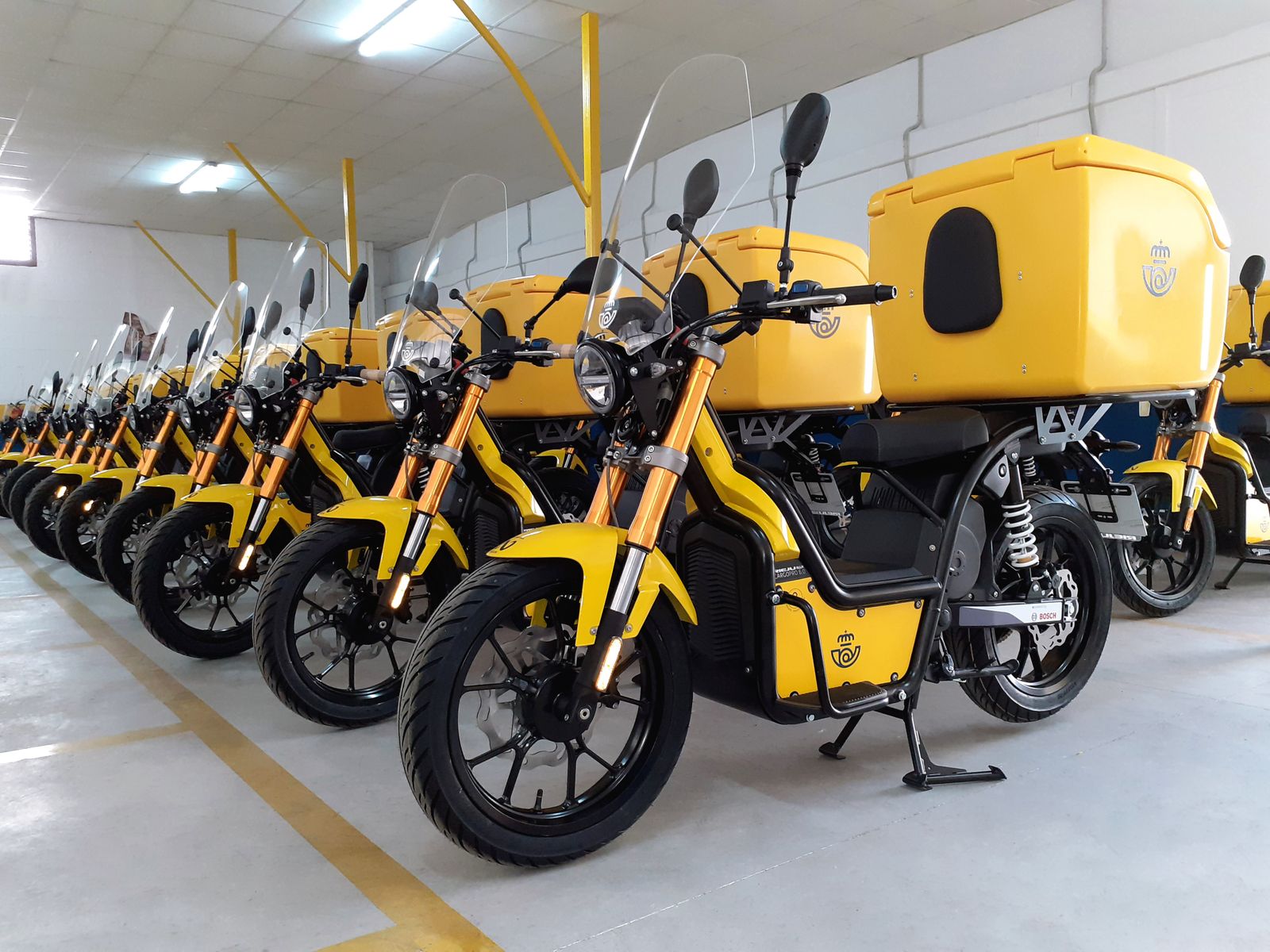 Motos eléctricas ciberseguras de Correos.