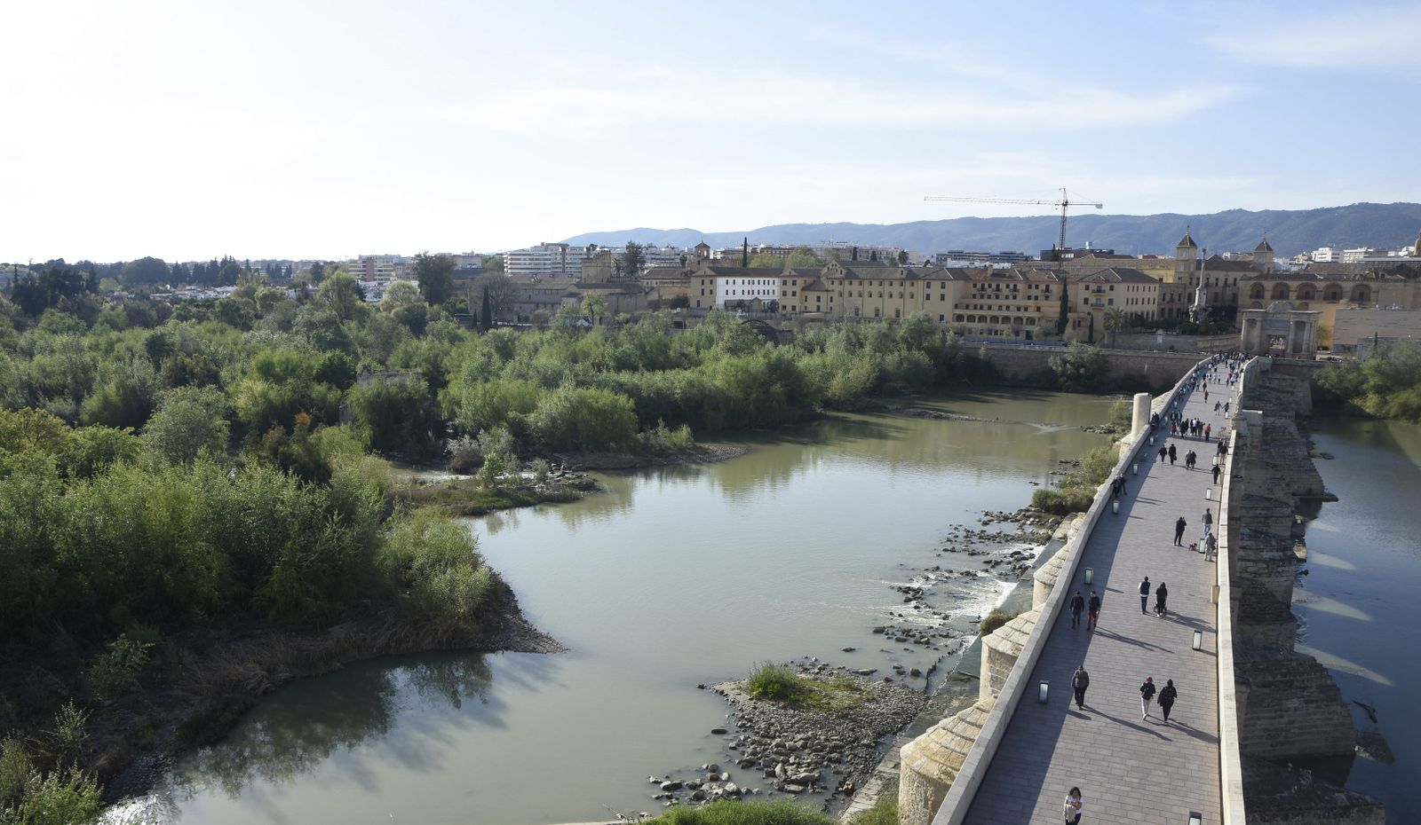 Vistas del río Guadalquivir.