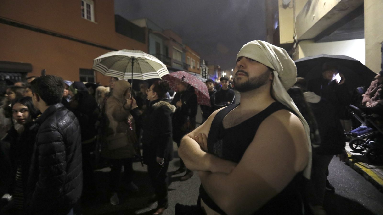 Fotos del Lunes Santo en La Línea: Cristo de la Esperanza y María Santísima de la Concepción (Silencio)