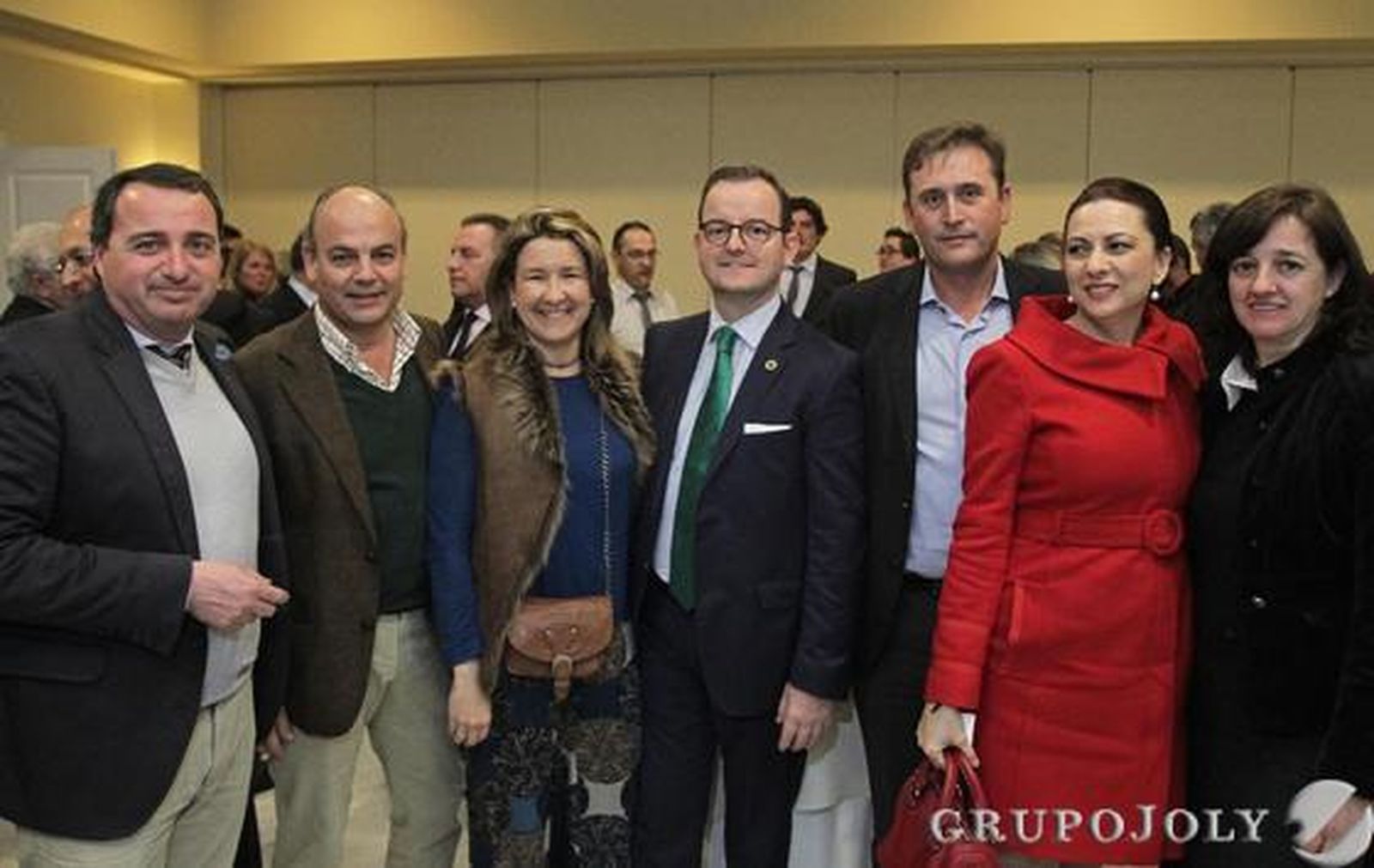 Sebastián Díaz (abogado), Ramón Aranda (Mancomunidad de Municipios), Belén González (Greenup), Francisco Arroyal (Milenio), Javier Soto e Isabel Leandro (Eurogrúas) y Patricia Mompeón (Ibex Insurance).

Foto: Erasmo Fenoy