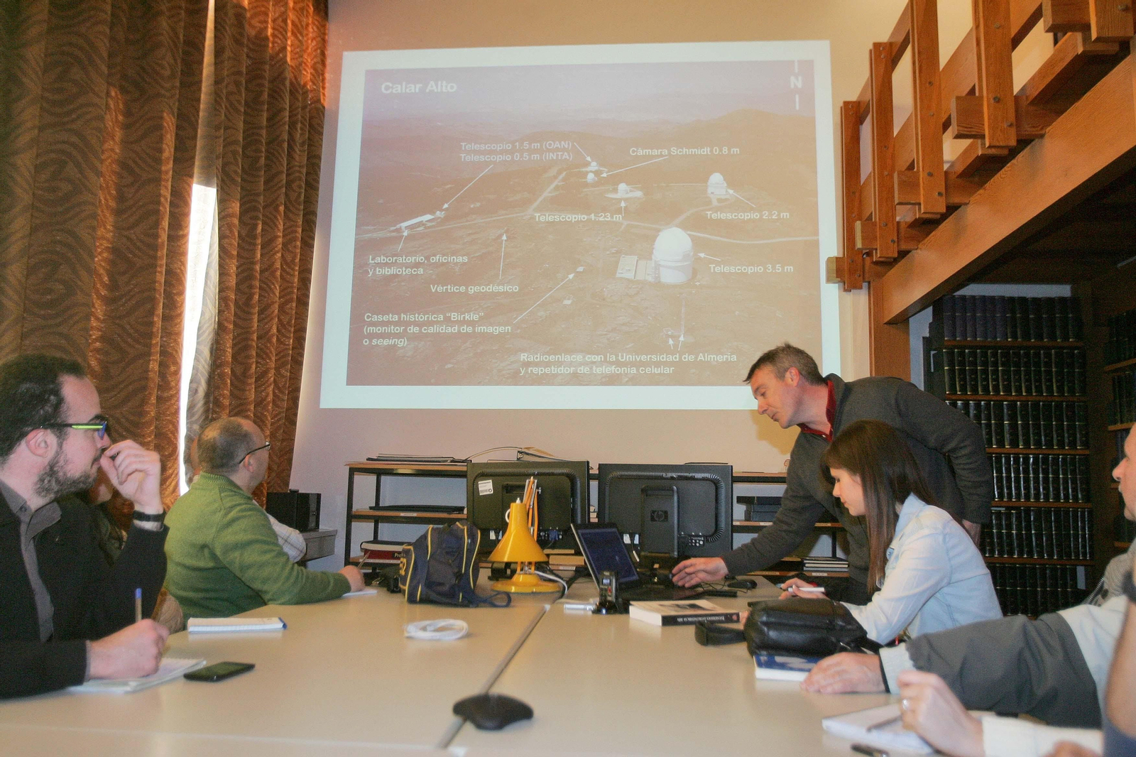 Imagen de las entrañas del Observatorio de Calar Alto en una visita guiada.