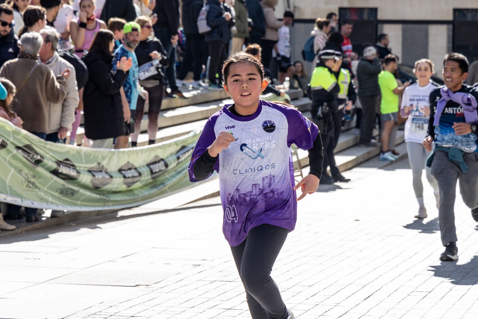 En imágenes: deporte y solidaridad se dan la mano en la VI Carrera-Caminata de la Hermandad de la Buena Muerte (2)