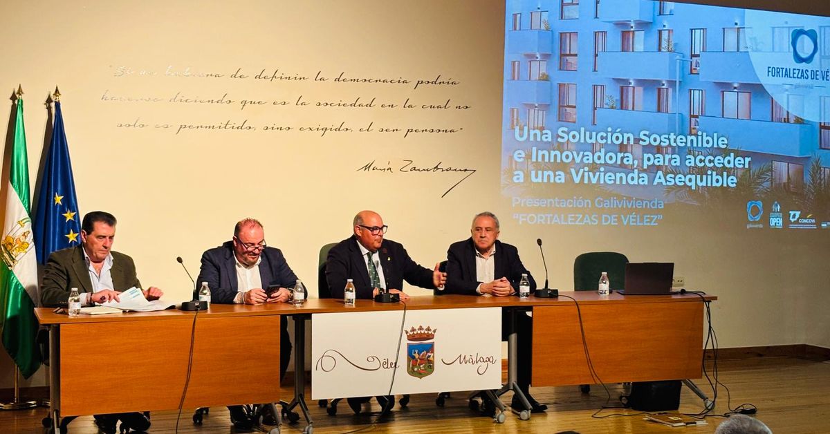 Vélez-Málaga acoge jornadas informativas para aclarar dudas sobre las 188 viviendas en régimen cooperativo