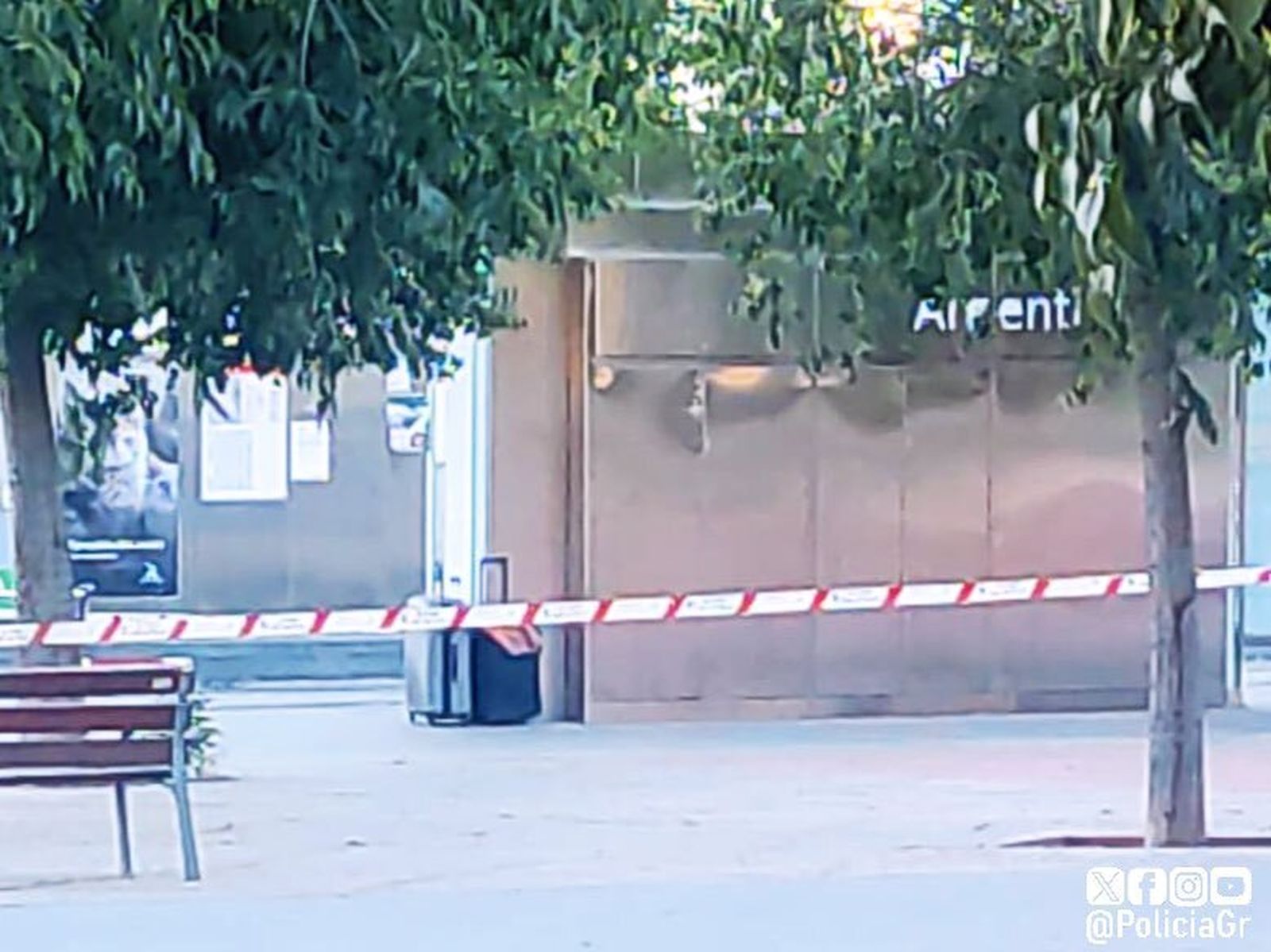 Imagen de las maletas en la parada de Argentinita.