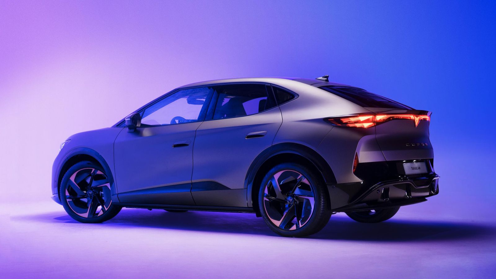 Habrá en el mercado, al menos, dos versiones del Cupra Tavascan: una de ellas con un único motor y otra con dos.