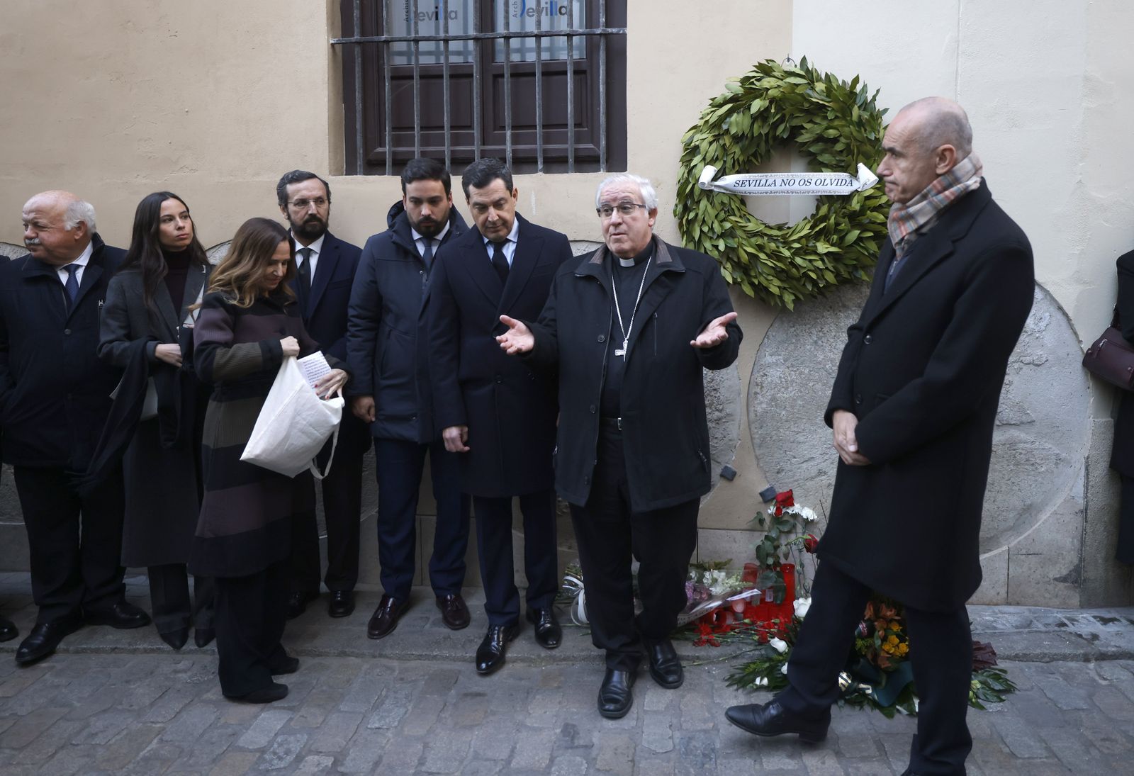 Ofrenda floral por el 25 aniversario del asesinato de Alberto y Ascen, todas las imágenes