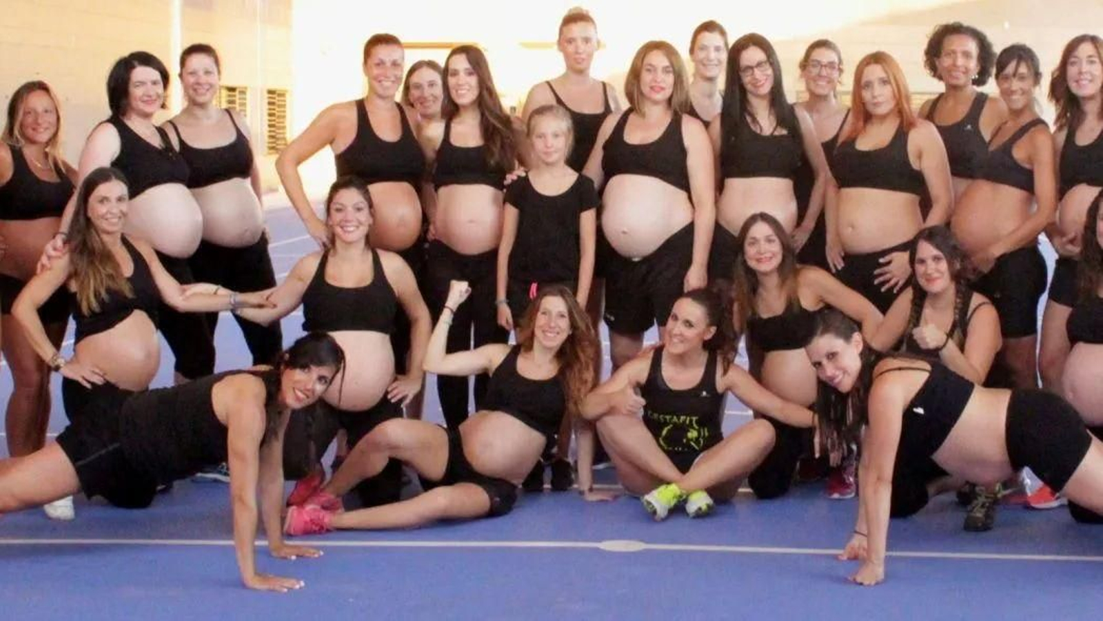 Grupo de mujeres embarazadas participantes en el proyecto GESTAFIT