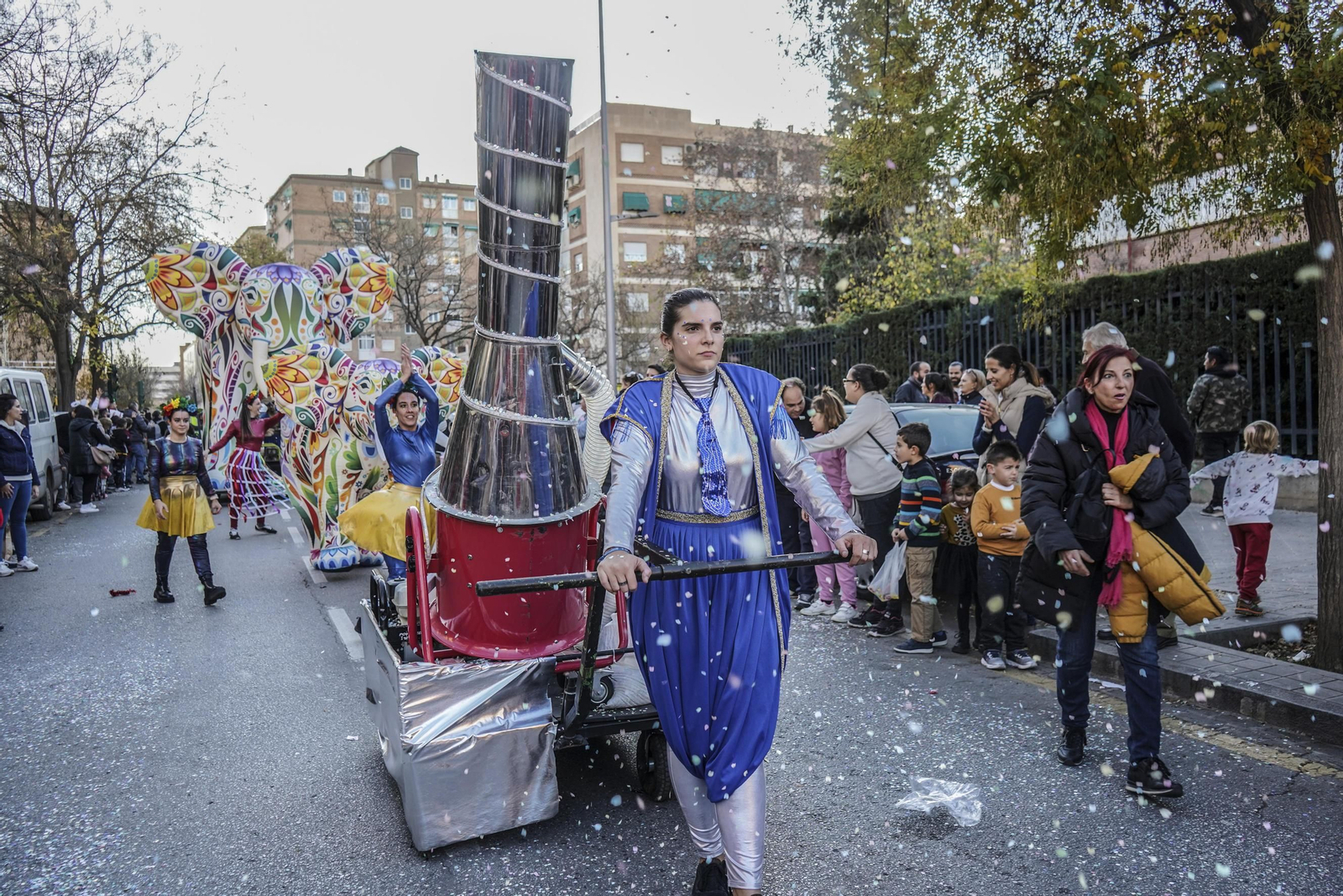 Así ha sido la cabalgata de Papá Noel en Granada