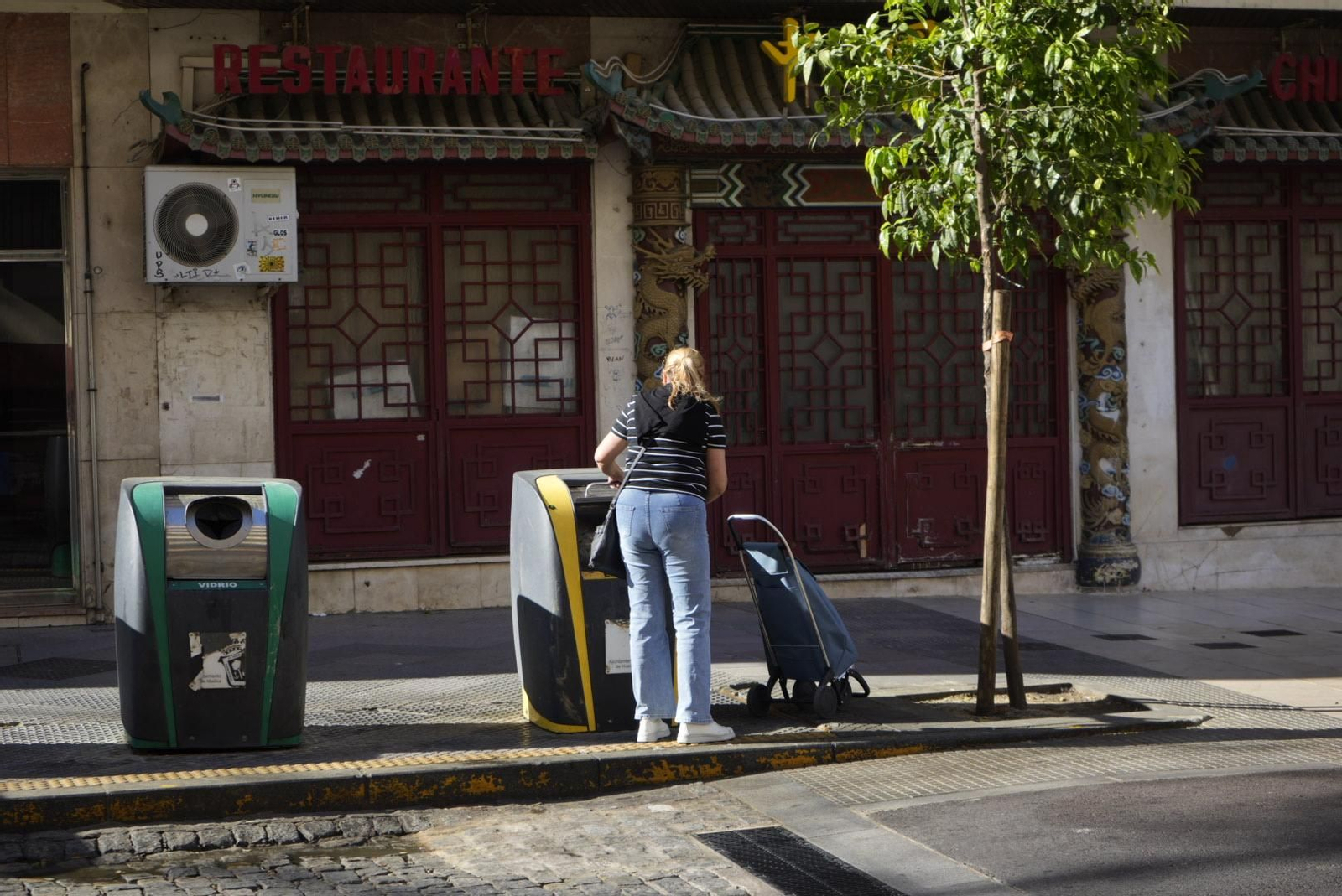 Así se vivió el apagón en las calles de Huelva, en imágenes