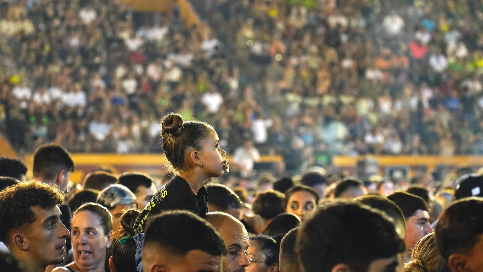 El concierto de JC Reyes en el Cabaret Festival de Algeciras, en imágenes