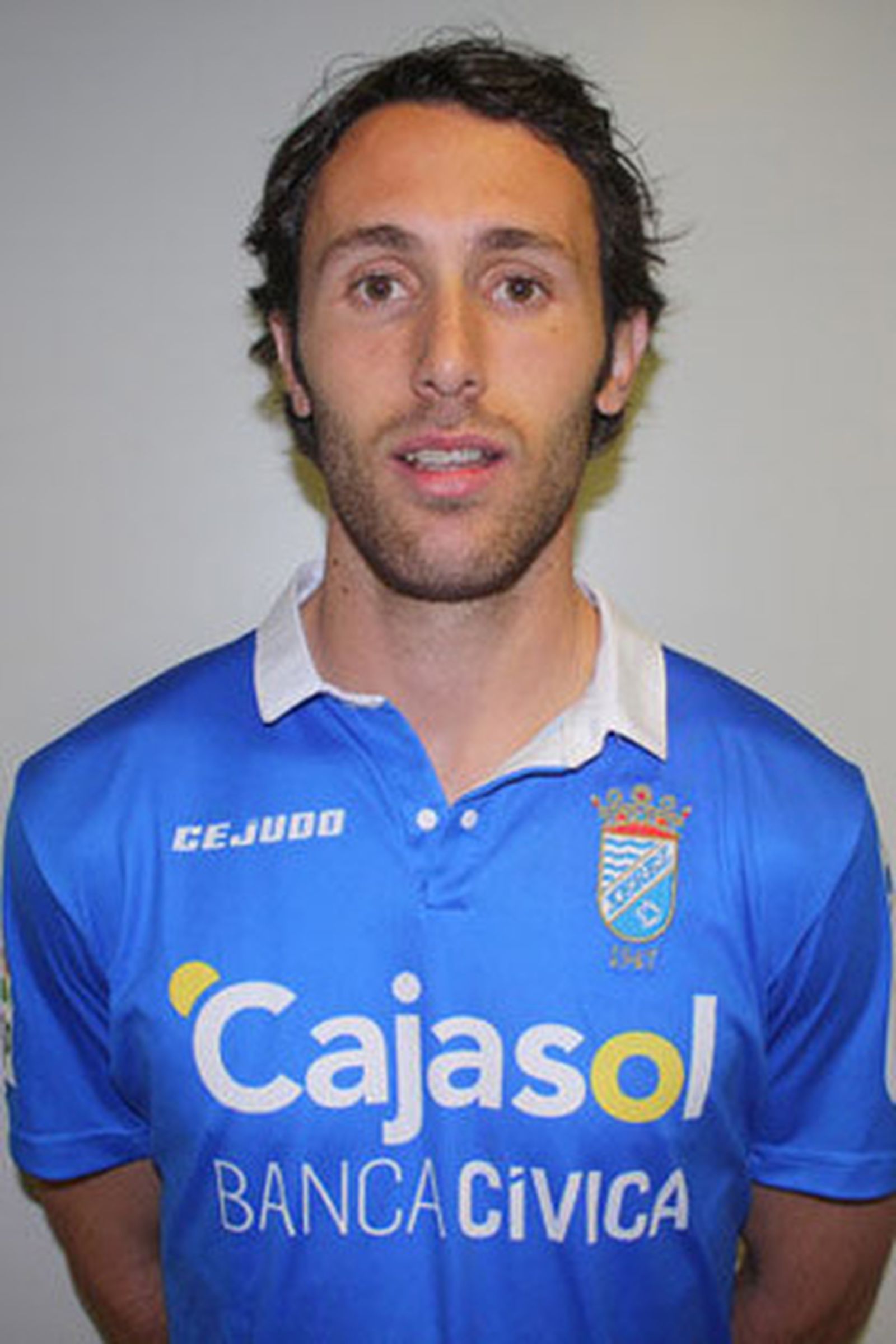 El centrocampista Rafael García debe dejar el fútbol por un problema cardíaco