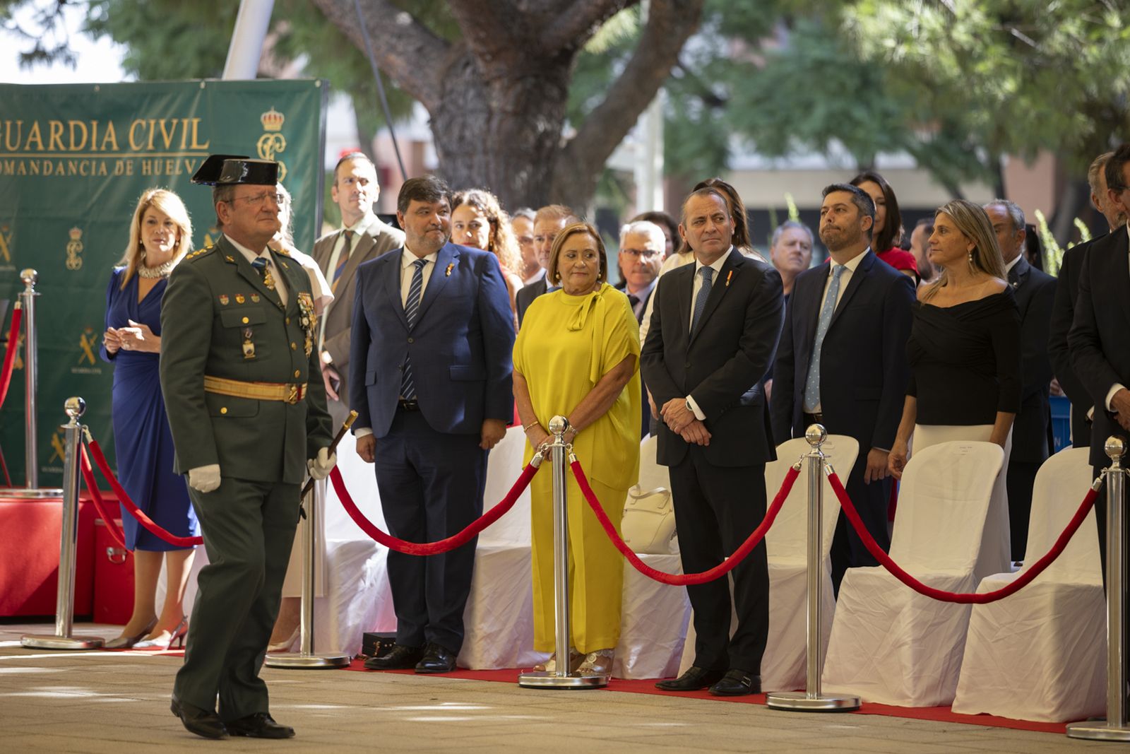 Imágenes de los actos de celebración de la festividad de la patrona de la Guardia Civil, la Virgen del Pilar.