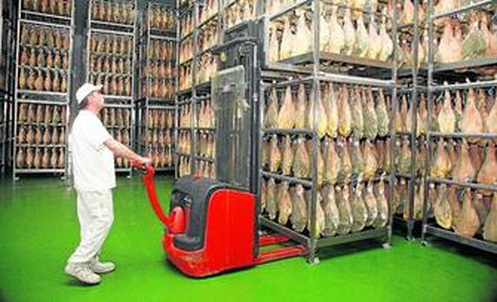 Secadero natural de la planta que la empresa posee en Hijate.