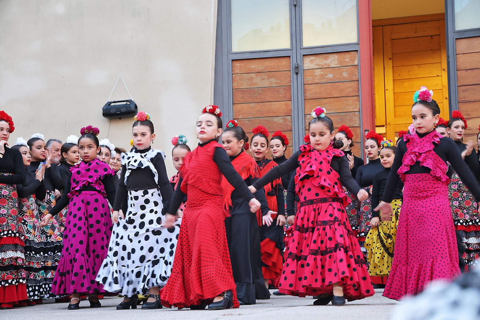 Imágenes del ambiente en la Zambomba Sor Eusebia