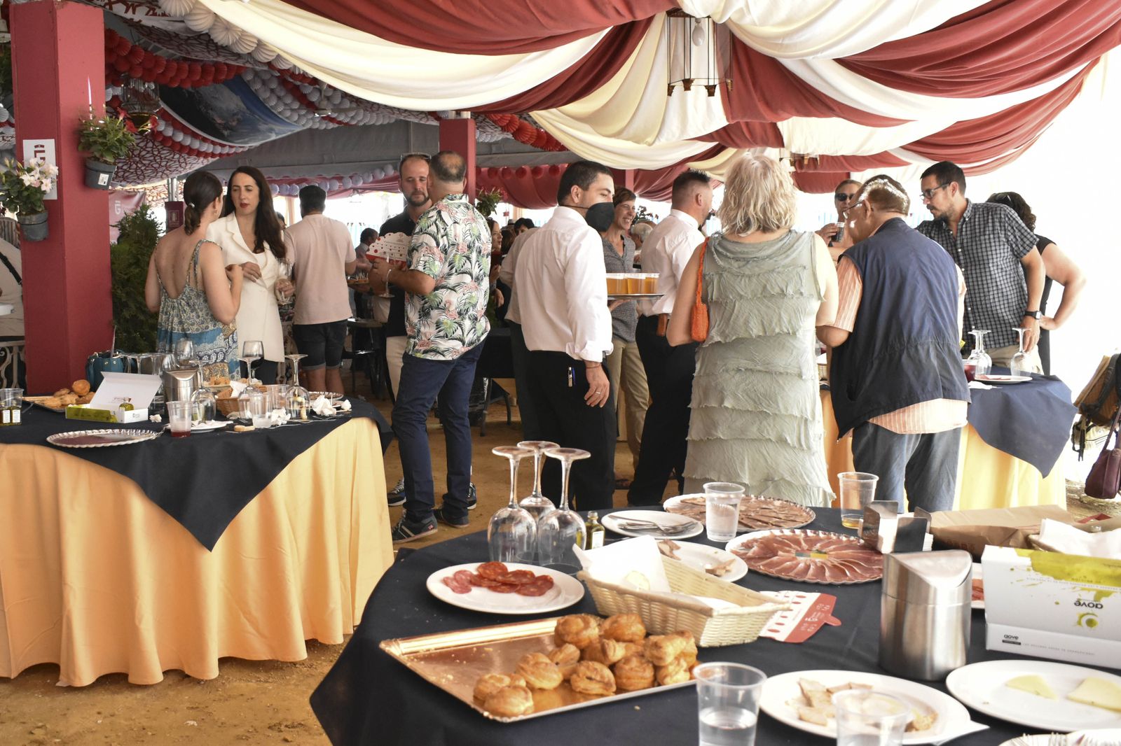 En la Feria de Granada, los lunes son menos lunes