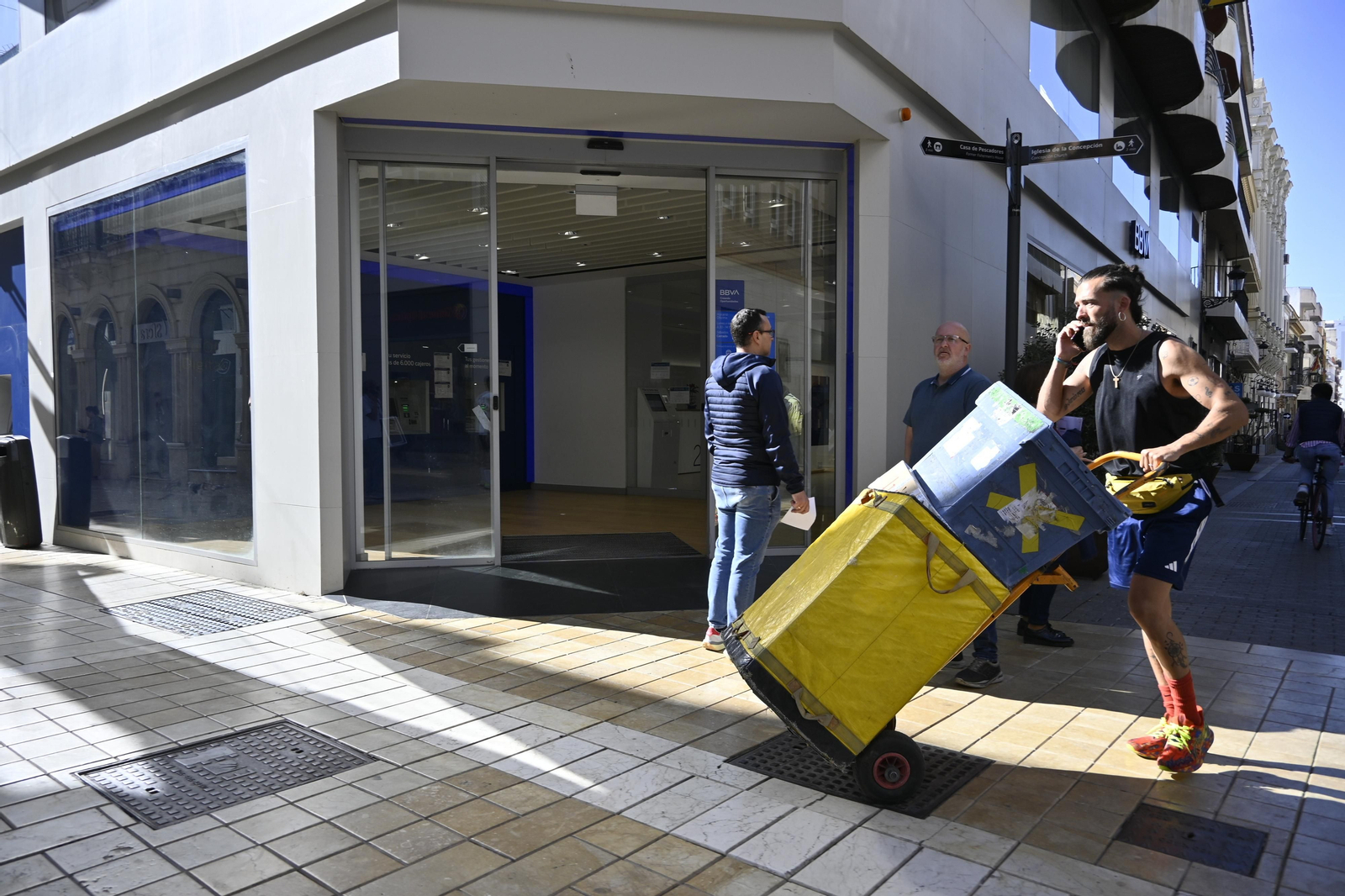 Imágenes del martes 14 de abril, en Huelva