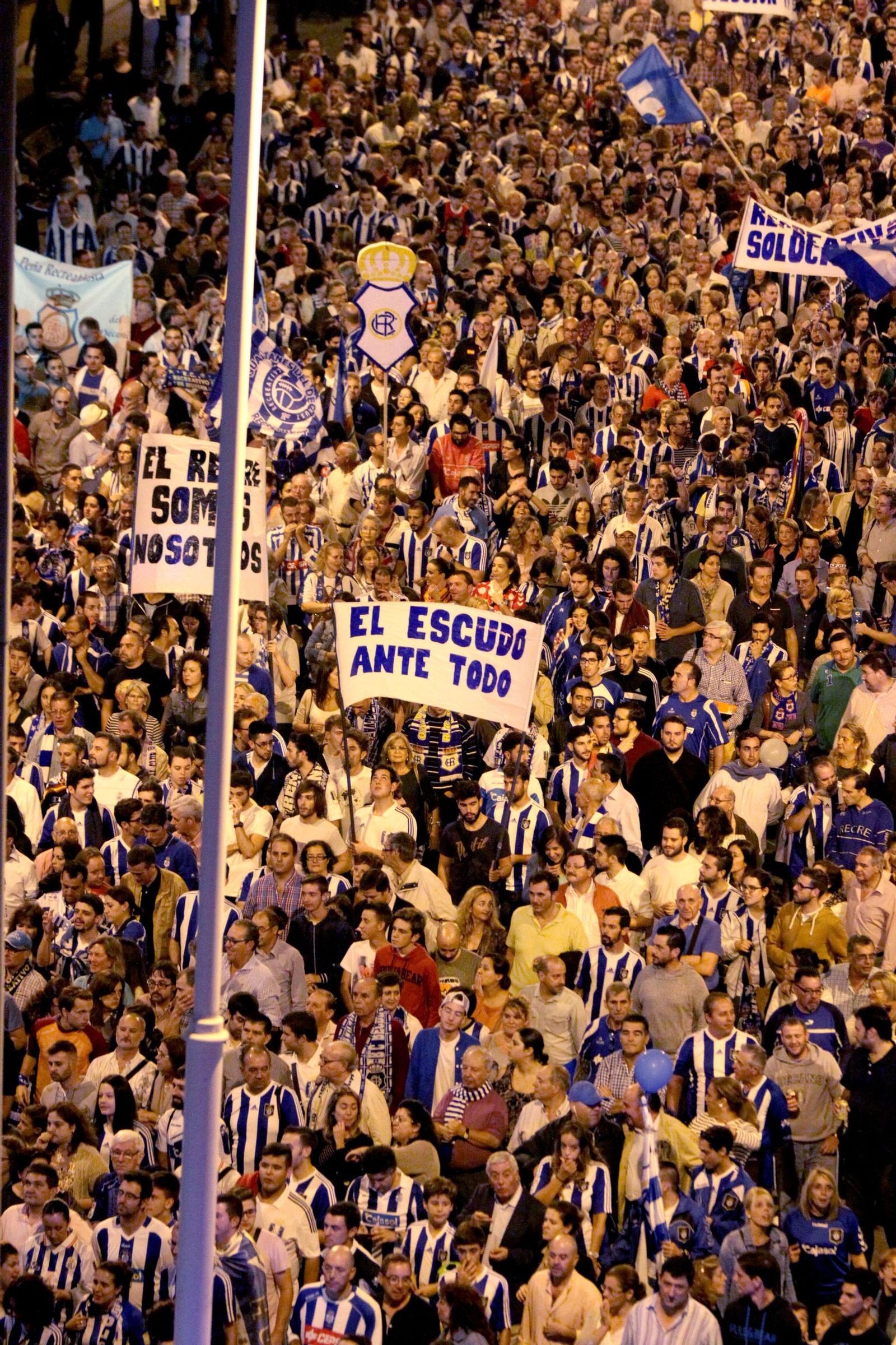 Las imágenes de cuando Huelva se echó a la calle por su Recre
