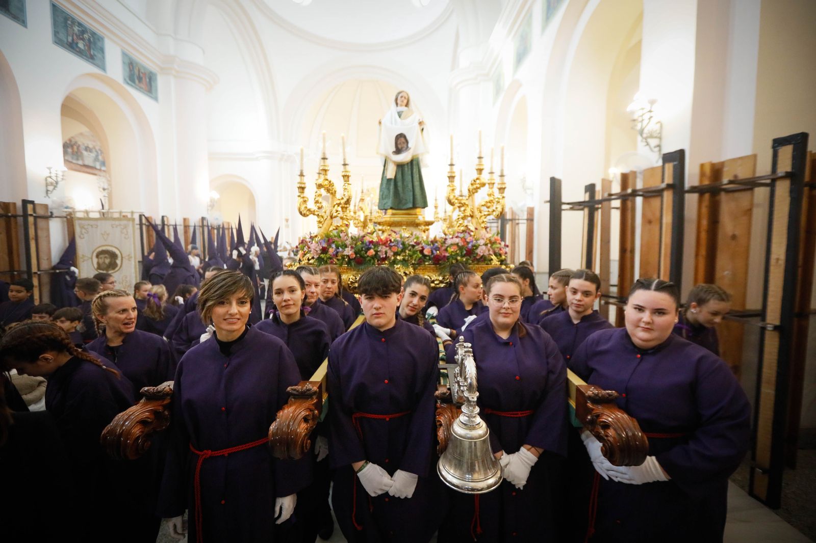 La procesión del Encuentro, en imágenes
