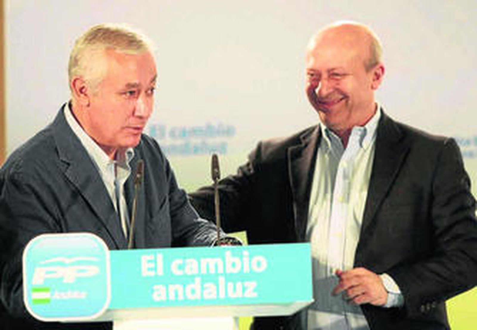 Arenas y Wert, ayer, en el acto de partido celebrado en Granada.