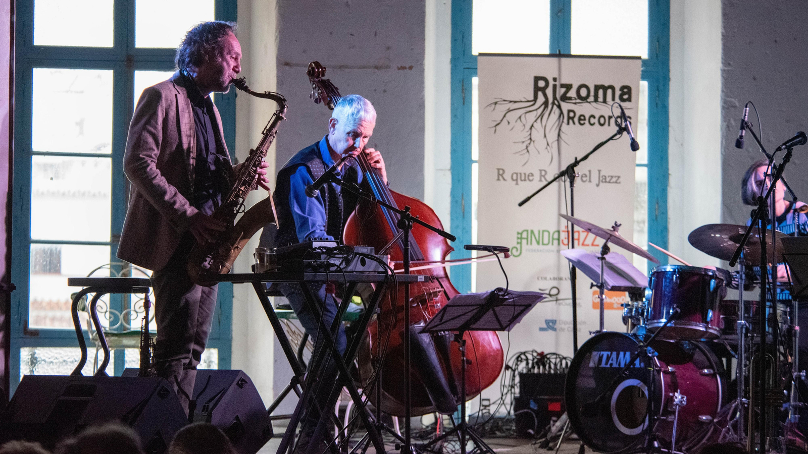 El concierto de Time Line de RizomaRecords en Tarifa, en imágenes