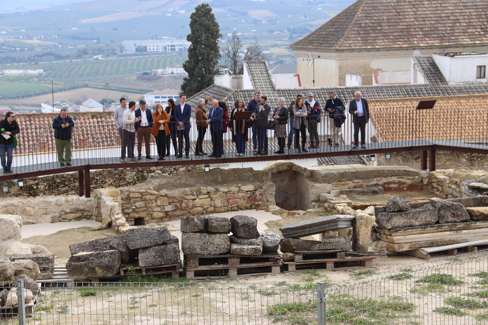 Un recorrido en imágenes por el yacimiento arqueológico del cerro del Castillo de Montilla