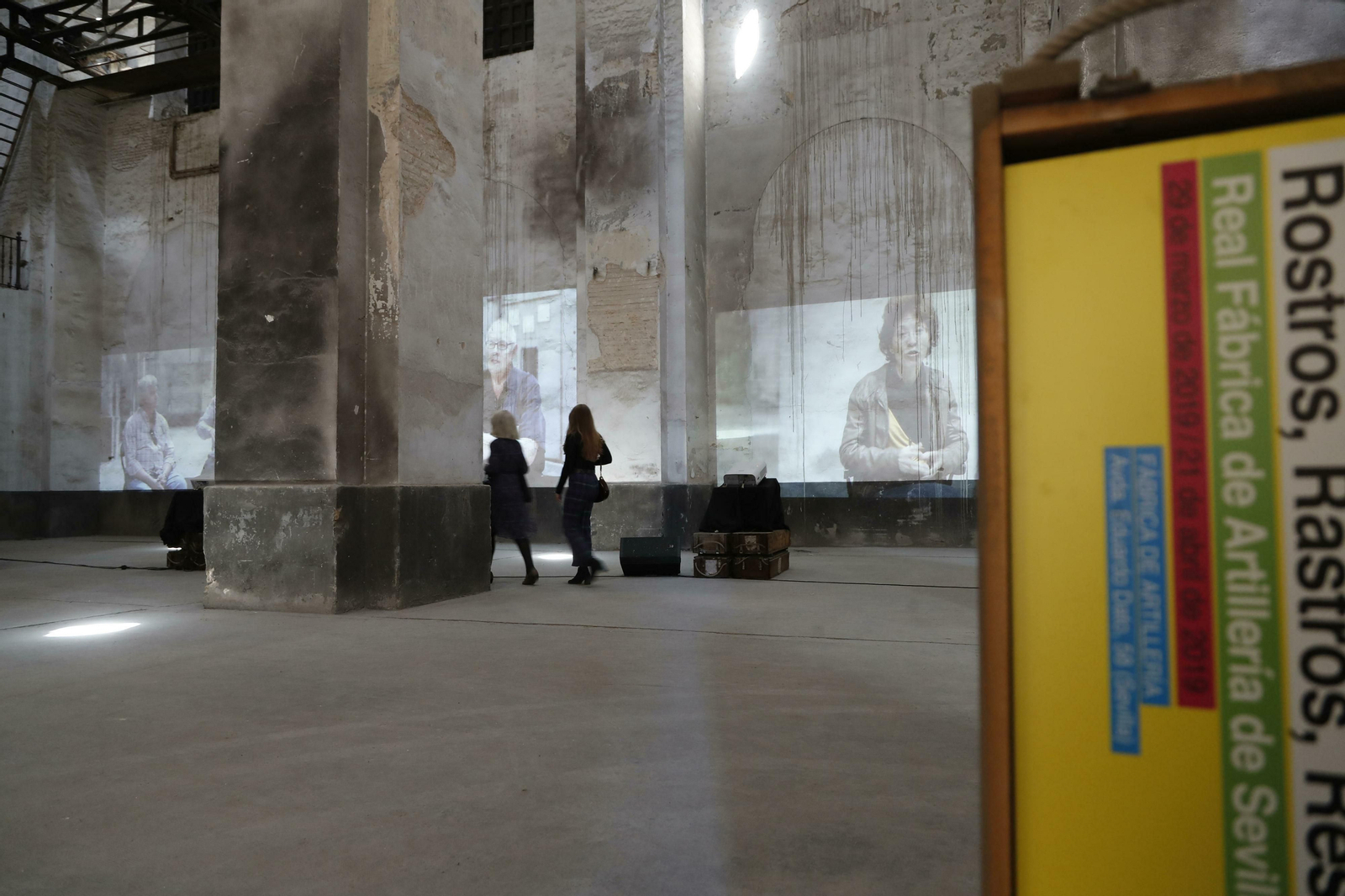 Exposición 'Rostros, rastros, restos', en la Fábrica de Artillería.