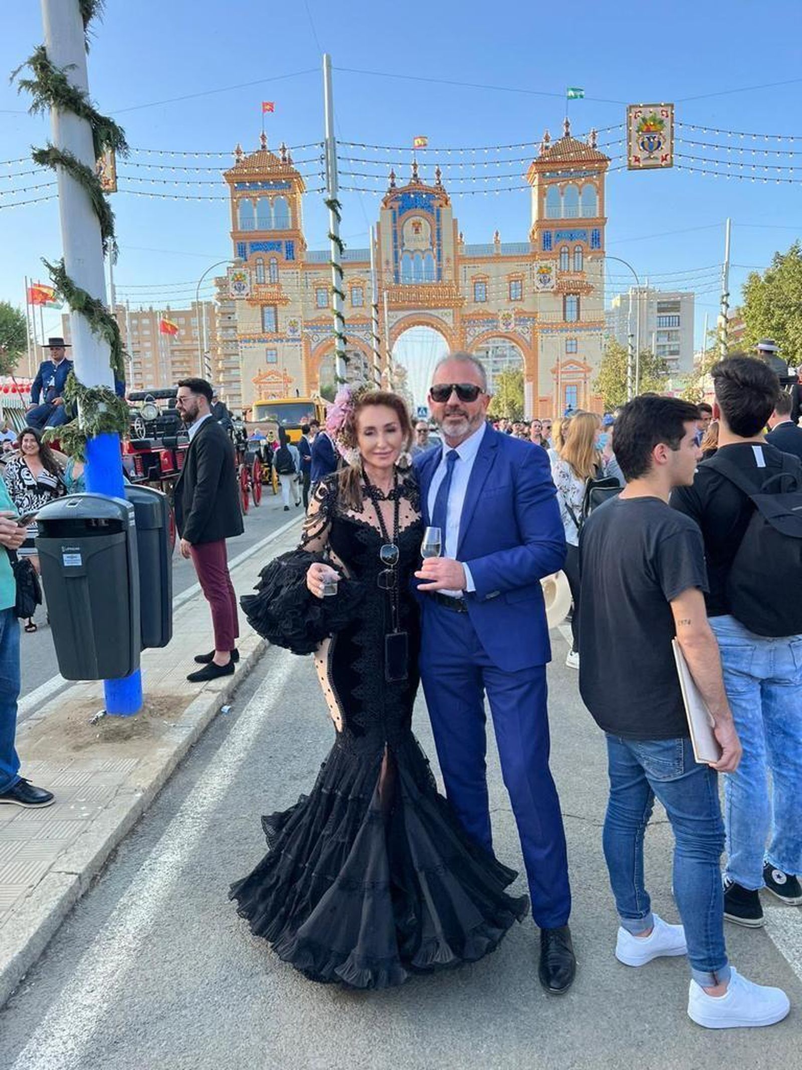 Los diseños de Teressa Ninú Atelier brillan en Sevilla